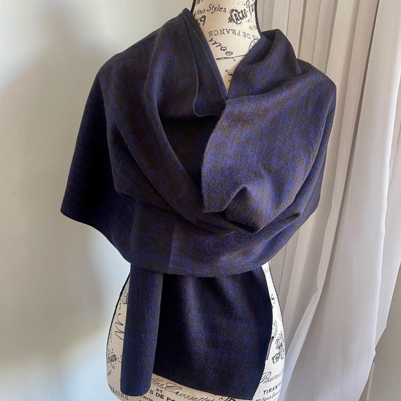 Hermes Accessories - Hermes Cashmere H Pattern Scarf